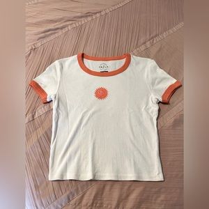 PacSun cute short-sleeve top. Size Medium. Never worn.
